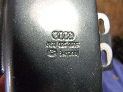 Audi B4 Cabrio 2.6 V6 Scharnier Verdeckkastendeckel Rechts 8G0825308E