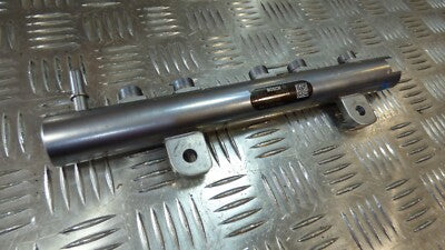 Jeep Grand Cherokee WK2 3.0 CRD Einspritzleiste Kraftstoffverteiler 0445216044LW