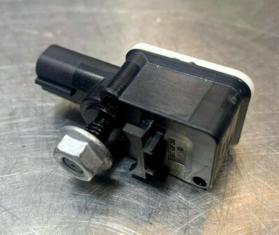 OPEL ASTRA K Sports Tourer Insignia Airbag Sensor Crashsensor GM 13576422