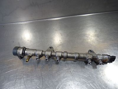 Opel Corsa D 1.3 CDTI Verteilerrohr 55232383 / 0281002507