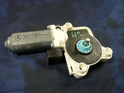 Mercedes E280 SE CDI W211 Bj:2009  Fensterhebermotor 2118202442 / 211 820 24 42