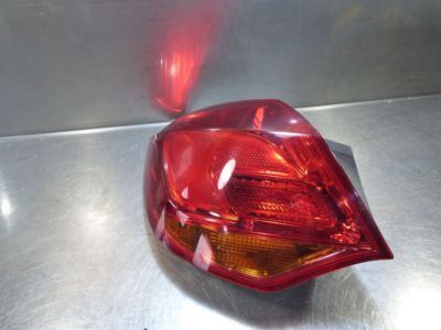 Opel Astra J 1.7 CDTI Rückleuchte links 13306459
