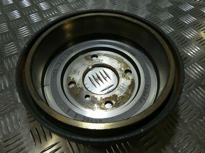 FORD FIESTA VII JHH 2018 2 Stück Hinten Links + Rechts ORIGINAL gebraucht - Bremstrommel