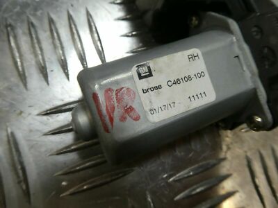Opel Astra K 2017 El. Fensterhebermotor Vorne Rechts -100 C07521-102 ORIGINAL gebraucht - C46108