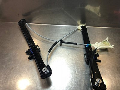 Audi A3 8V 8V1 Fensterheber Scheibe Heber Fenster Vorne Links  VR 8V4837461