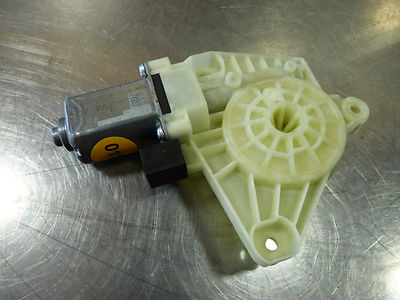 VW Passat 3G B8 Golf 7 Fensterhebermotor Motor hinten links 5Q4959801C