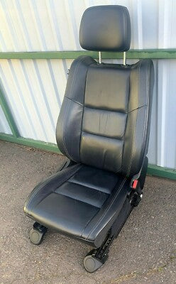 Jeep Grand Cherokee IV WK2 2015 Leder Sitze Vorne Rechts in schwarz TOP ZUSTAND!
