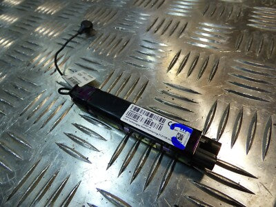 JEEP COMPASS II 2021 MOPAR Antenne versterker ORIGINAL gebraucht - P68357421AA