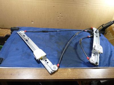Ford Fiesta 1.25 ZETEC Fensterheber Fensterheberseil rechts vorne 8A61-B23200