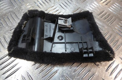 Porsche 987 997 911 Teppich Abdeckung Sicherung rechts schwarz ORIGINAL gebraucht - 997553132