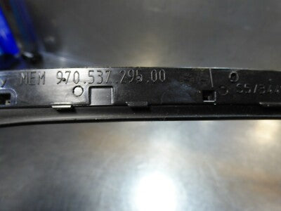 Porsche Panamera 970 Dichtung Fensterdichtung Gummi vorne links 97053729500