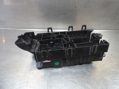 Opel Insignia 2.0 CDTI Wanne Aufnahme für Sicherungskasten ORIGINAL gebraucht - 13253551
