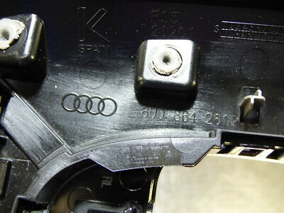 AUDI Q3 8U Gear Shifting Level Rand 8P2713463A + 8U0864261P  Level Trim RHD