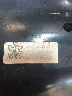 Audi A3 8V 8V1 5Q0501052QP Achslenker Längsträger rechts hinten  VW SEAT SKODA.