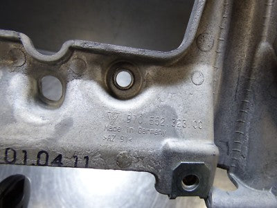 Porsche PANAMERA 970 Halter Halterung Armaturenbrett  Träger mitte 97055232300