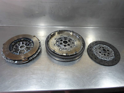 mit Kupplung Set VW AUDI SEAT SKODA 1.4 TFSI TSI 15 km ! ORIGINAL gebraucht - Zweimassenschwungrad