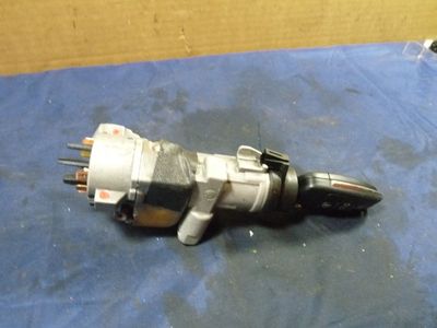 AUDI A4 8EC B7 2.0 TDI Zündschloß mit Schlüssel 4B0905851M / 4B0 905 851 M
