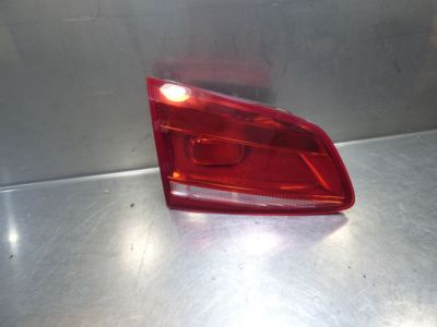 VW Passat 3G 2.0 TDI  Rückleuchte innen links 3AF945093R / 3AF 945 093 R