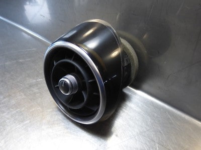 Audi A1 8X Original  Luftdüse Luftdusche Luftausströmer rechts 8X2820902