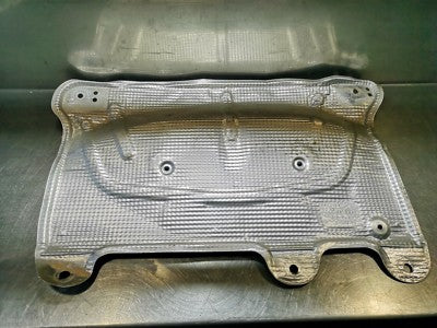 AUDI Q2 Orig. Hitzeschutz 5Q0825611A * NEUWERTIG * ORIGINAL gebraucht - Hitzeblech