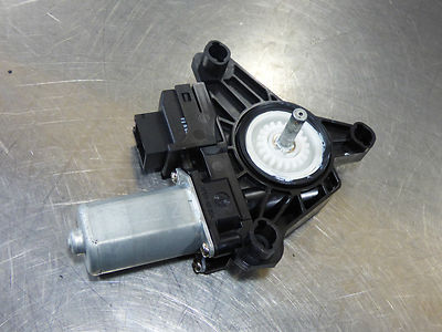 Mercedes C Klasse W205 S205 Fensterhebermotor H.L. A2059060301 Rear Window Motor
