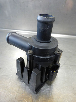 Audi A5 2.0 TDI Wasserpumpe 8K0819147 8K0 819 147 ORIGINAL gebraucht - Zusatzwasserpumpe