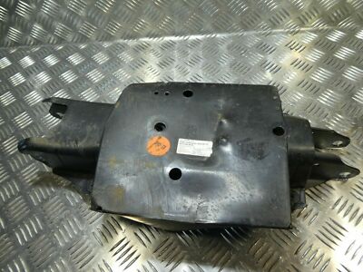 Mercedes-Benz W213 2018 220 CDI Querlenker Federlenker Hinten Rechts A2133520400