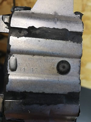 AUDI Q2 A3 A4 Orig Schliessbügel Heckklappe 8W9827507 ORIGINAL gebraucht - Schliesskeil