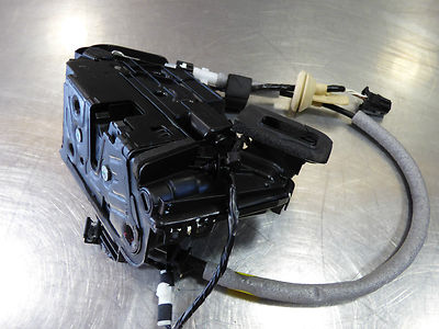 VW Passat 3G B8 Golf Sportsvan Türschloss Schloss vorne Rechts 5G1837016
