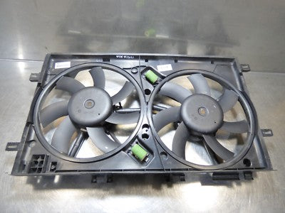Opel Insignis 2.0 CDTI Kühlerlüfter Lüfter GM 13223018