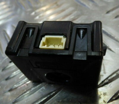 Alfa Romeo Stelvio Q4 Sensor neben dem Innenspiegel ORIGINAL gebraucht - 50543806