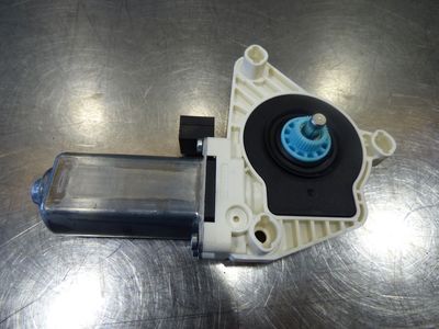 VW Passat Variant 3G B8 Fensterhebermotor hinten rechts 5Q4959801D ORIGINAL gebraucht - HighLine