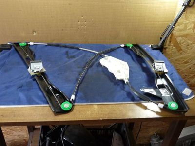 VW PASSAT 3C 2.0 TDI BKP vorne rechts 3C2837756K / 3C2 837 756 K ORIGINAL gebraucht - Fensterheber