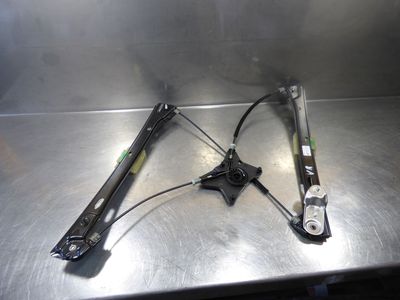 VW Passat 3G B8 HighLine Fensterhebermechanik vorne rechts 3G0837462B