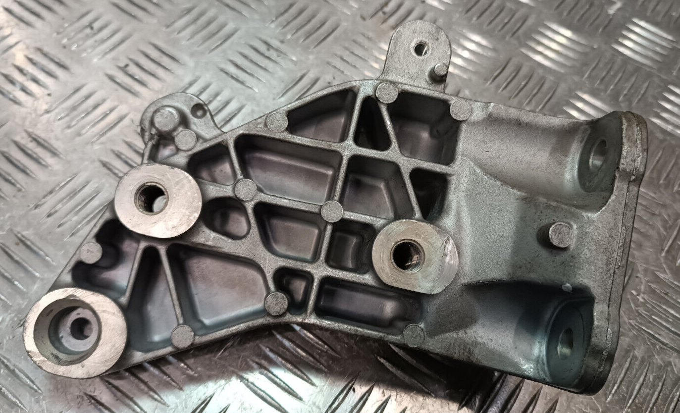 Renault Zoe 2022 Halterung Halter ORIGINAL gebraucht - 113326325R