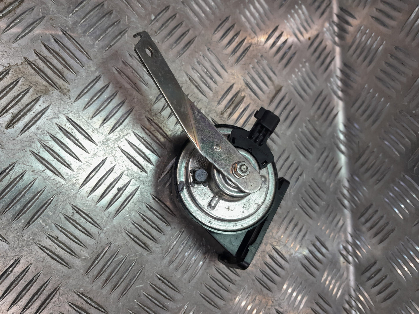 Jeep Renegade 1.6 Mjet Hupe Signalhorn Fanfare Horn Fiamm ORIGINAL gebraucht - A046522