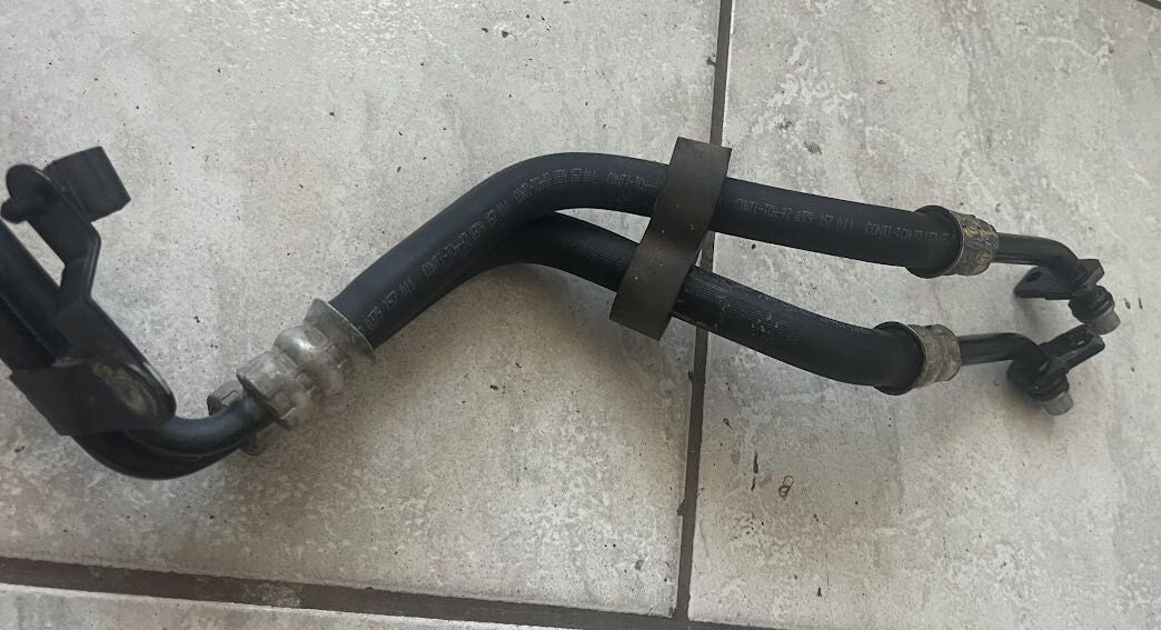 Porsche Cayenne II 92A Ölleitung Getriebekühler Rohrs ORIGINAL gebraucht - 7P5317801A