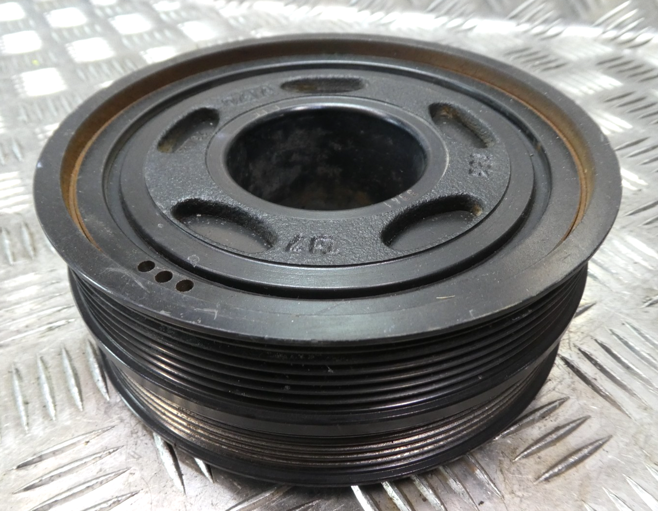 Porsche 3.0 E-Hybrid Motor Kurbelwelle Riemenscheibe 06E105251F ORIGINAL gebraucht - Panamera