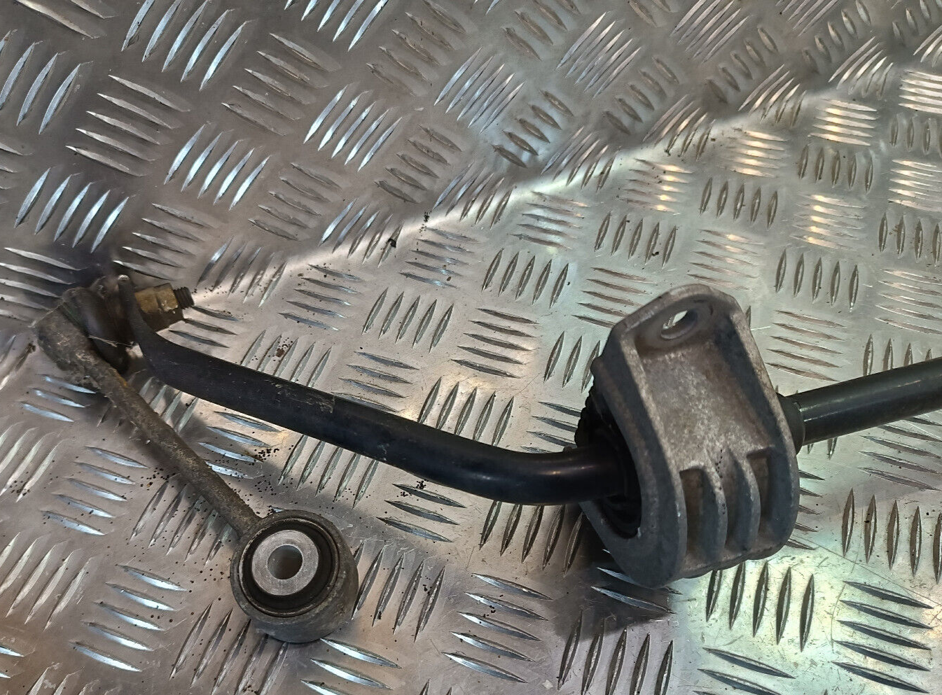 Porsche 970 Stabistange Stabi Stabilisator STABILISATORSTANGE ORIGINAL gebraucht - Panamera
