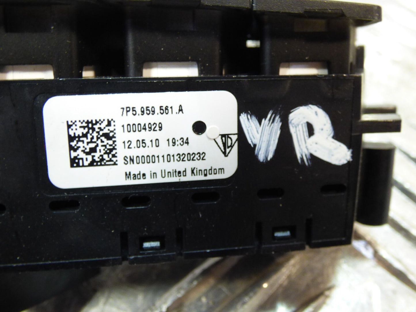 Porsche Cayenne II 92A Orig. positionsschalter Vorne Rechts 7P5959561A ORIGINAL gebraucht - Speichern
