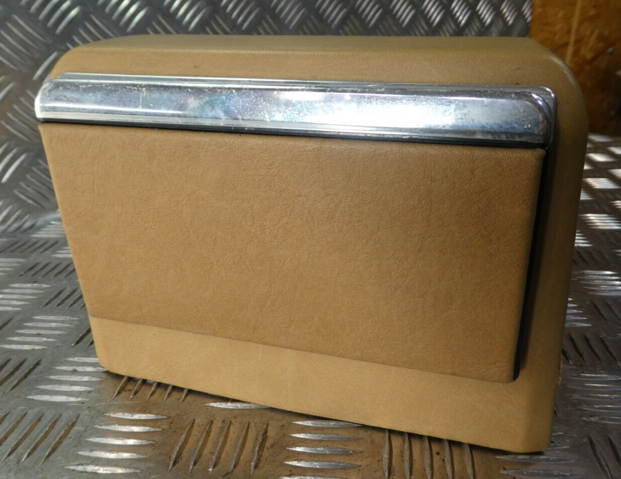 Mercedes C126 W126 Coupe SEC Mittelkonsole mit Aschenbecher ORIGINAL gebraucht - 1268430707