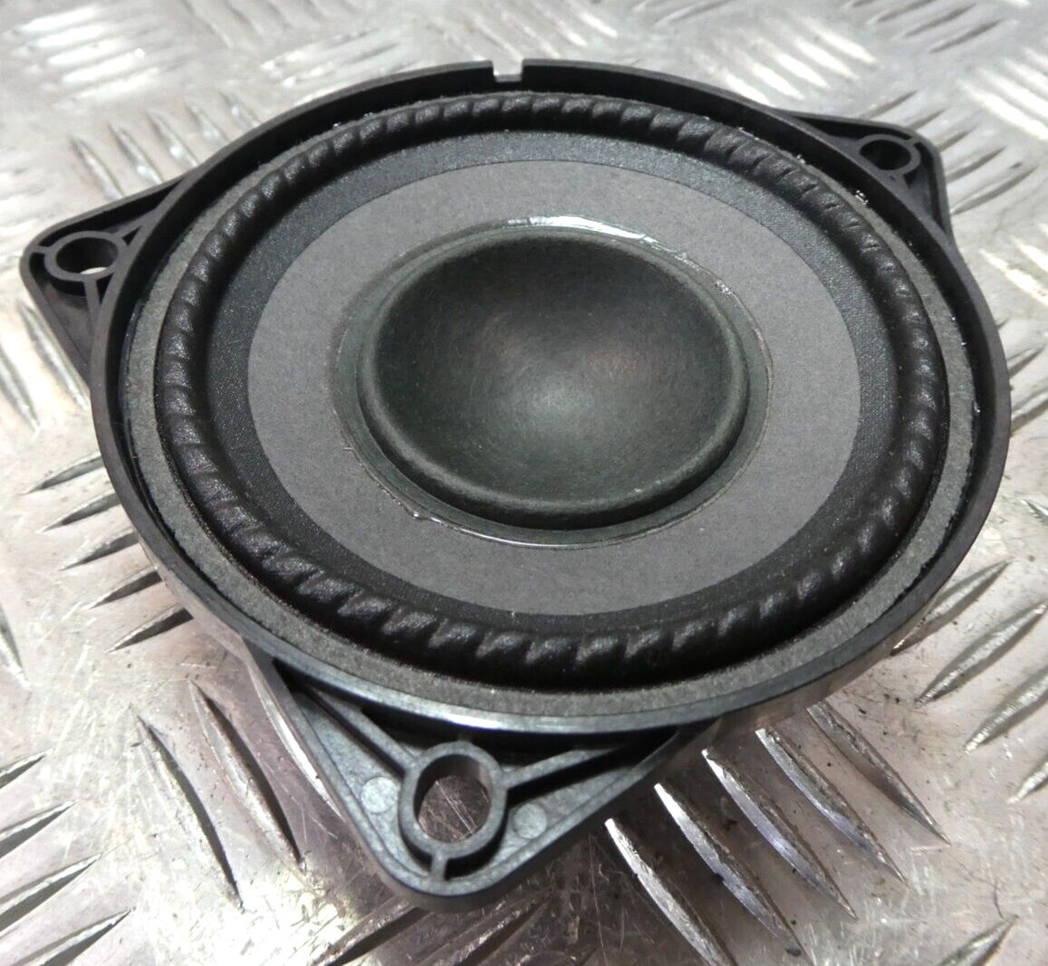 Porsche Cayenne S 92A Mittelton Tür Original BOSE 7PP035415F gebraucht - Lautsprecher