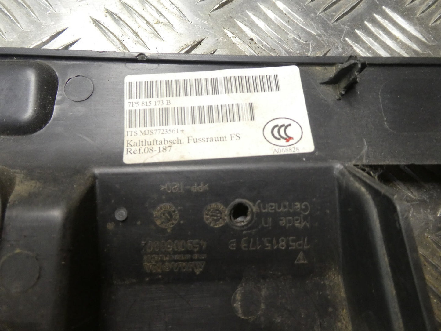 Porsche Cayenne 92A Armaturenbrett Fußraum Links 7P5815173B ORIGINAL gebraucht - - Verkleidung