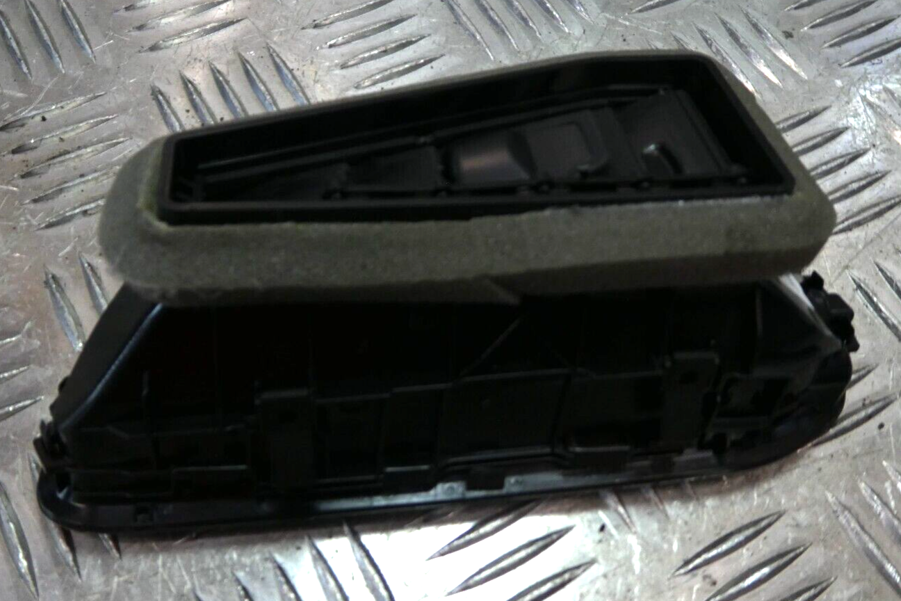 VW ID3 Lüftungsdüse Düse Lüftung links Luft Ausström 10A819703 GNT ORIGINAL gebraucht - Volkswagen