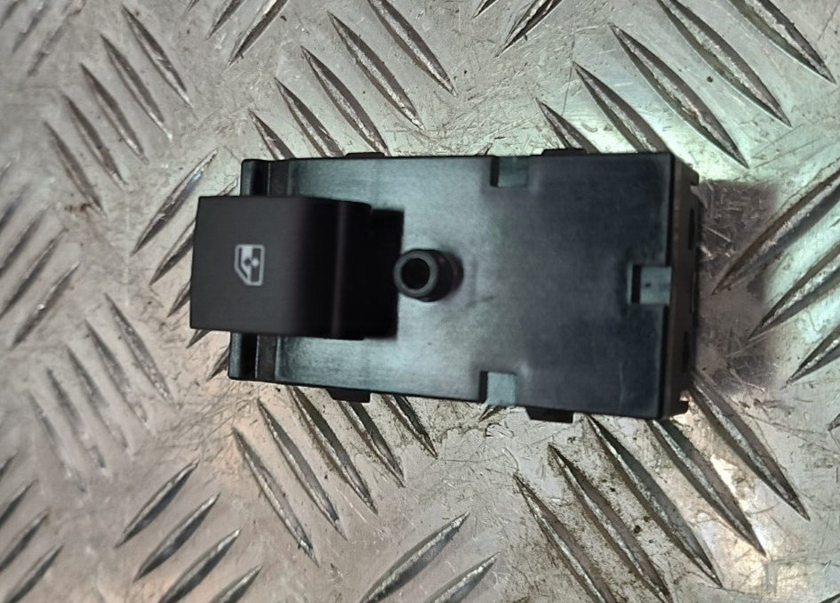OPEL ASTRA K Kombi 1.0 Original Fensterheberschalter GM 321969 8164 gebraucht - 13408452