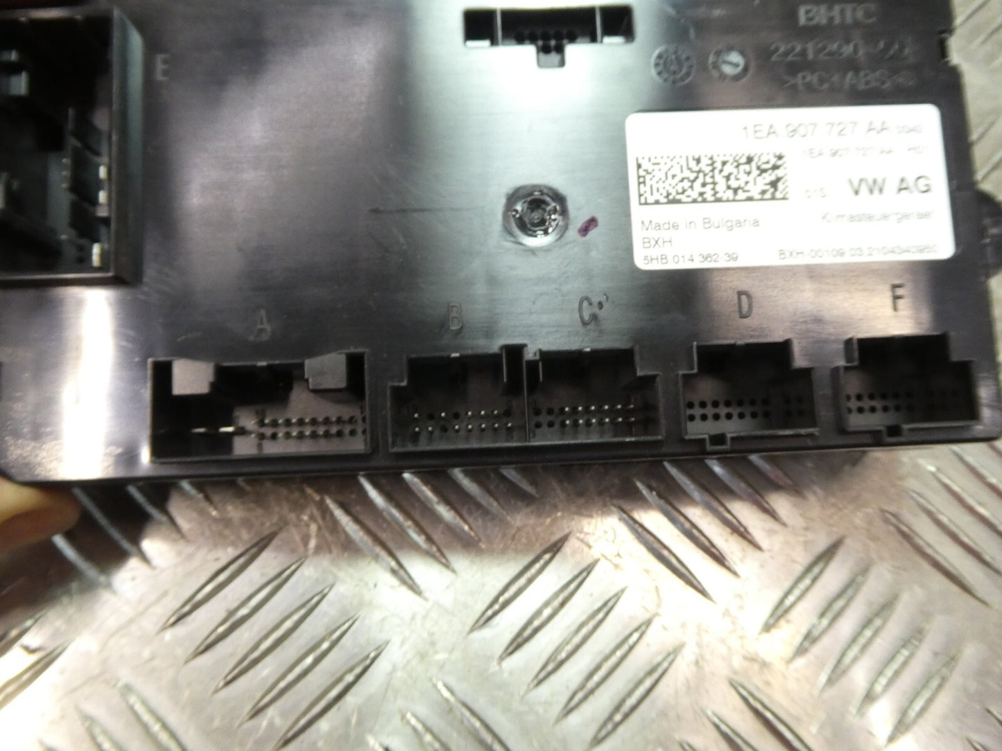 VW ID.3 A/C Heizung Klima ECU Steuergerät 1EA907727AA 2021 ORIGINAL gebraucht - Volkswagen