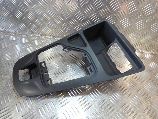 Jeep KL 2015 Blende Abdeckung Rahmen Mittelkonsole 1UJ61DX9AC ORIGINAL gebraucht - Cherokee