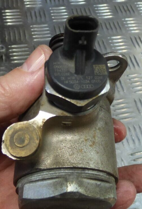 Porsche Cayenne 92A 3.0 Hybrid KRAFTSTOFFPUMPE ORIGINAL gebraucht - HOCHDRUCK