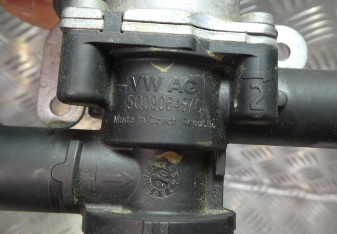 VW ID3 ID.3 Magnetventil Steuerventil Kühlmittel Heizungsregelventil ORIGINAL gebraucht - Volkswagen