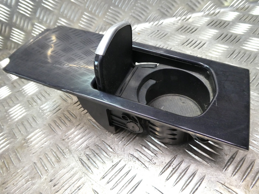 Porsche Panamera 970 Cupholder Getränkehalter Hinten Klavierlack ORIGINAL gebraucht - 97055348100
